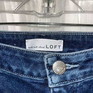 LOFT Curvy High Rise Kick Crop Jeans